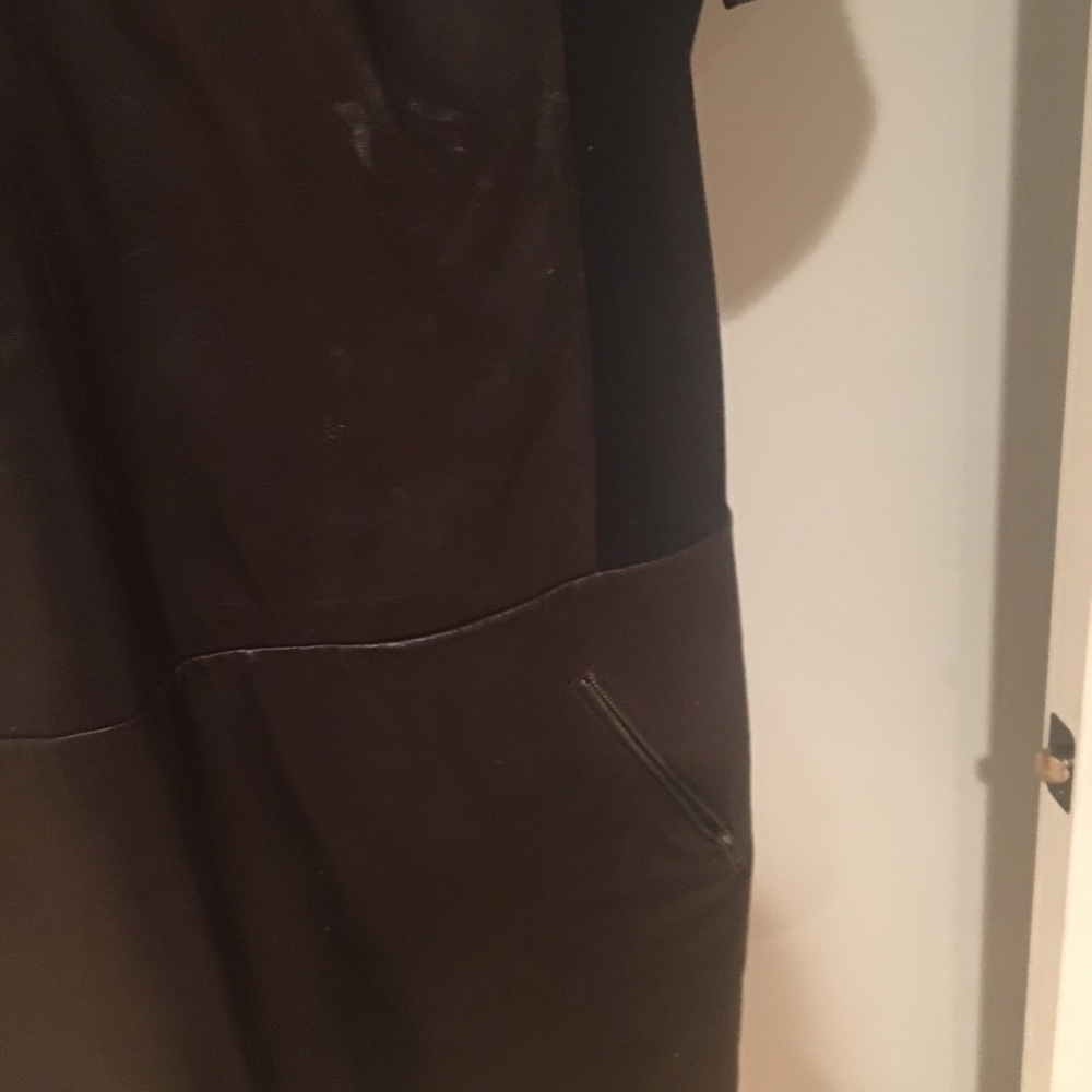 Dress - Picture 5 of 5